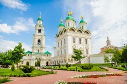 Астраханский кремль приглашает всех желающих на областной праздник Пасхи
