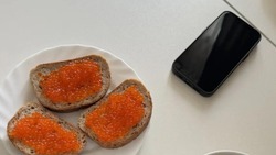 Во время просмотра видео можно набрать вес