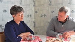 Игорь Бабушкин побывал в гостях у мамы мобилизованного харабалинца