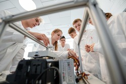 Астраханские школьники помогли создать первый в мире космический зондовый микроскоп