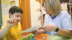 Астраханцам дали советы по воспитанию детей с ОВЗ