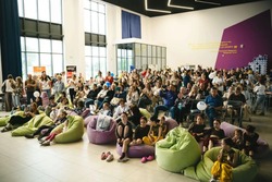 Свыше 200 юных астраханцев отметили День защиты детей в «Косе»
