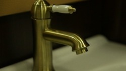 Астраханцы могут быстрее решить проблему с ржавой водой