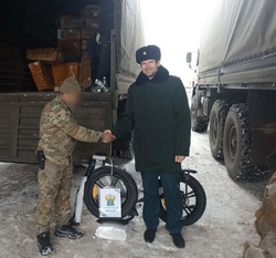 Астраханские таможенники передали на СВО 347 единиц электротранспорта