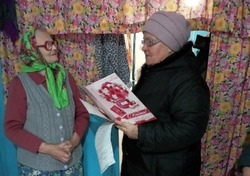 Астраханская акушерка отметила 90-летний юбилей