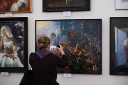 Астраханское художественное училище отметило 125-летие выставкой