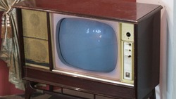 В Астрахани сын украл отцовский телевизор