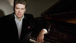 Денис Мацуев выступит на сцене Астраханского театра оперы и балета