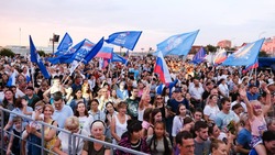 В Астрахани День ВМФ отметили праздничным концертом 