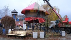 В парке «Планета» убирают незаконные конструкции