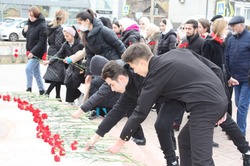 В Астрахани региональные национальные общества провели акцию памяти  ко Дню защитника Отечества 