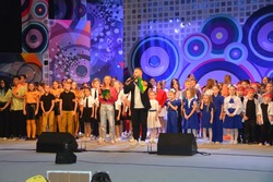 На фестивале лиги КВН «Астрахань. Школьная» собралось около 200 участников