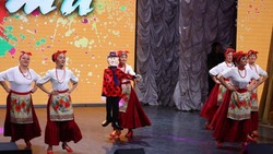В Астраханской области прошёл инклюзивный фестиваль «Краски радости»