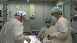 Федеральный нейрохирург провёл уникальную операцию в Астрахани