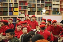 Астраханские юнармейцы встретились с курсантами военных вузов страны