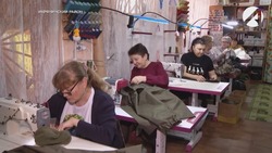 Астраханские волонтёры шьют одежду для бойцов СВО 