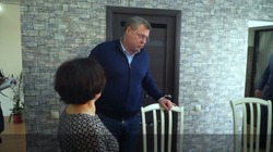 Игорь Бабушкин навестил семью мобилизованного из Черноярского района