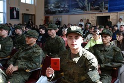  Астраханские призывники получили военные билеты 