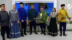 Астраханцам рассказали о региональных особенностях казачьих песен