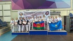 Астраханцы завоевали 19 медалей на первенстве и чемпионате России по сётокан