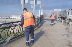 Астраханские коммунальщики готовят город к весне