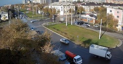 В Астрахани перекрёсток затопило горячей водой