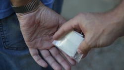 48-летний астраханец планировал угостить даму сердца наркотиками