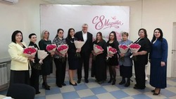 Астраханский губернатор встретился с матерями и жёнами участников СВО