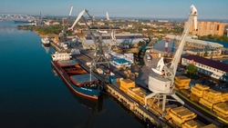 Грузооборот астраханских портов за первое полугодие вырос на 90 %
