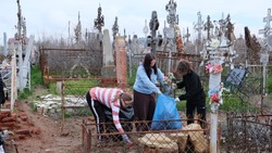 В Астрахани привели в порядок 650 могил ветеранов