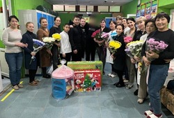 Боец СВО привёз подарки в астраханский соццентр «Радуга»