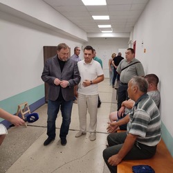 В Камызяке в конце ноября завершат капремонт поликлиники