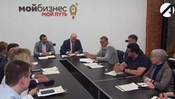 В Астрахани обсудили модернизацию дорожной инфраструктуры и меры поддержки бизнеса в регионе