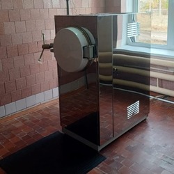 Камызякская больница получила современный стерилизатор