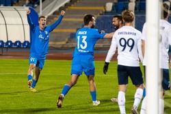 «Волгарь» забил три безответных мяча лидеру турнира