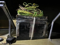 Астраханские полицейские пресекли рыбалку электроудочками