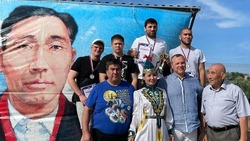Астраханец победил во Всероссийском турнире по борьбе на поясах