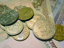 Минимальная зарплата в России будет повышаться опережающими темпами
