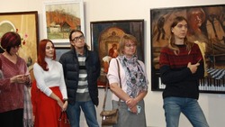 Астраханские художники открыли юбилейную итоговую выставку