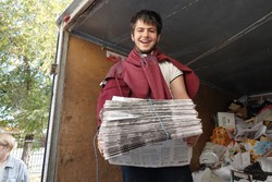 Астраханские подростки спасли полтысячи деревьев