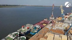 В Астраханской области продолжают строительство четырёх контейнеровозов