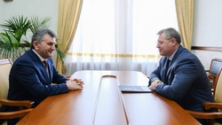 Астраханский губернатор провёл встречу с главой региональной общественной организации «Дагестан»