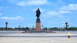 13 июня астраханцам обещают жару и грозу