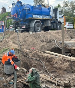 В Астрахани устранили аварию на водопроводных сетях