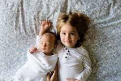 Астраханским родителям стало доступно расширенное обследование новорождённых