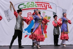 В Астрахани отметили Сабантуй