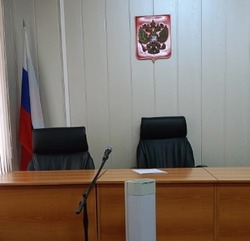 Главврач черноярской больницы осуждён за растрату