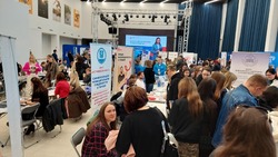 На ярмарке трудоустройства астраханцам предложили более 3000 вакансий