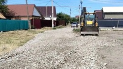 В Астрахани приводят в порядок грунтовые дороги 