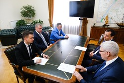 Астраханскому губернатору представили нового управляющего регионального отделения «Почта России»